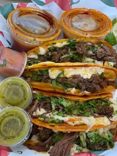 Salsa Taqueria & Wings